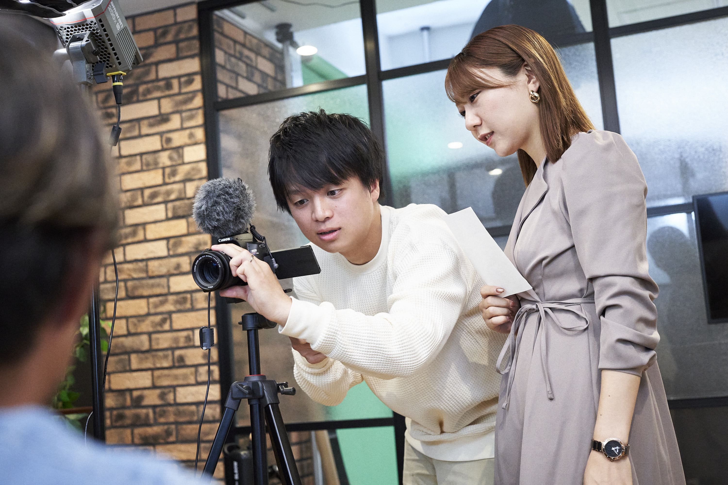 YouTube動画ディレクターサムネイル